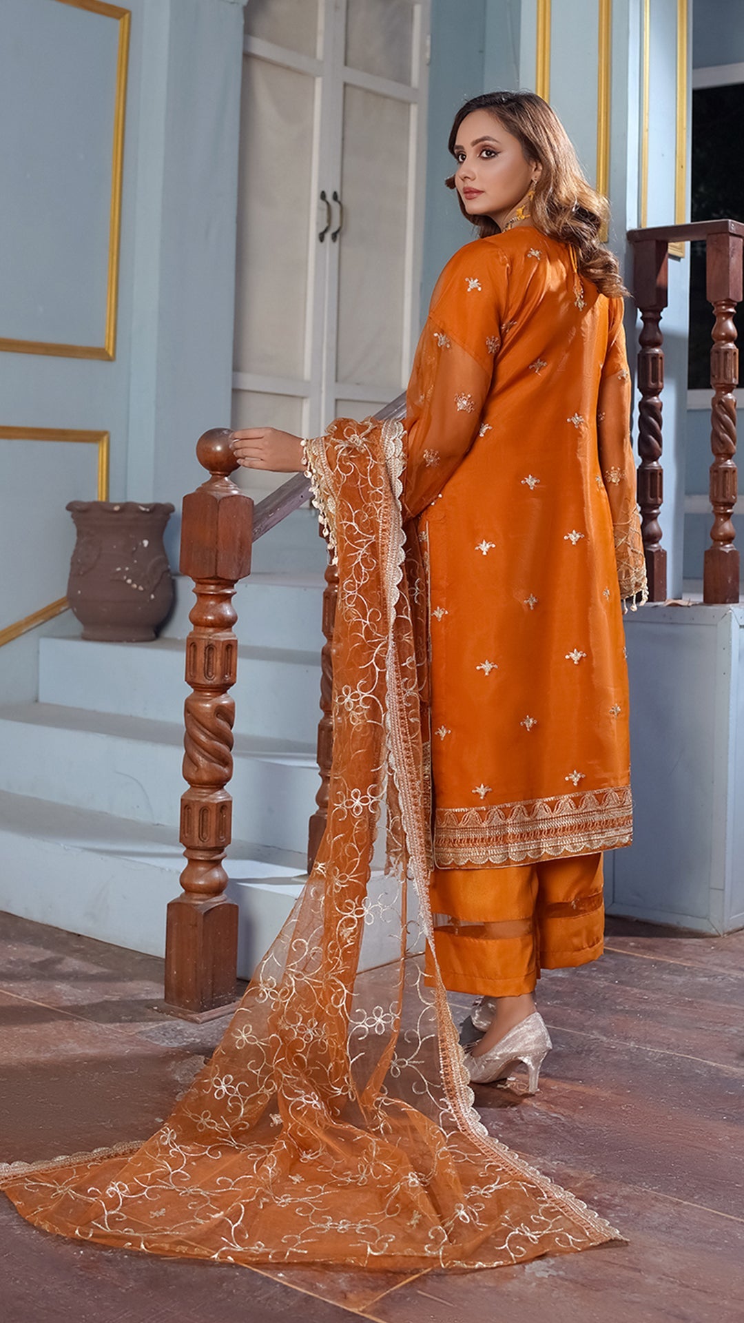 Aurganza Embroidered Maxi with Four-Sided Net Dupatta