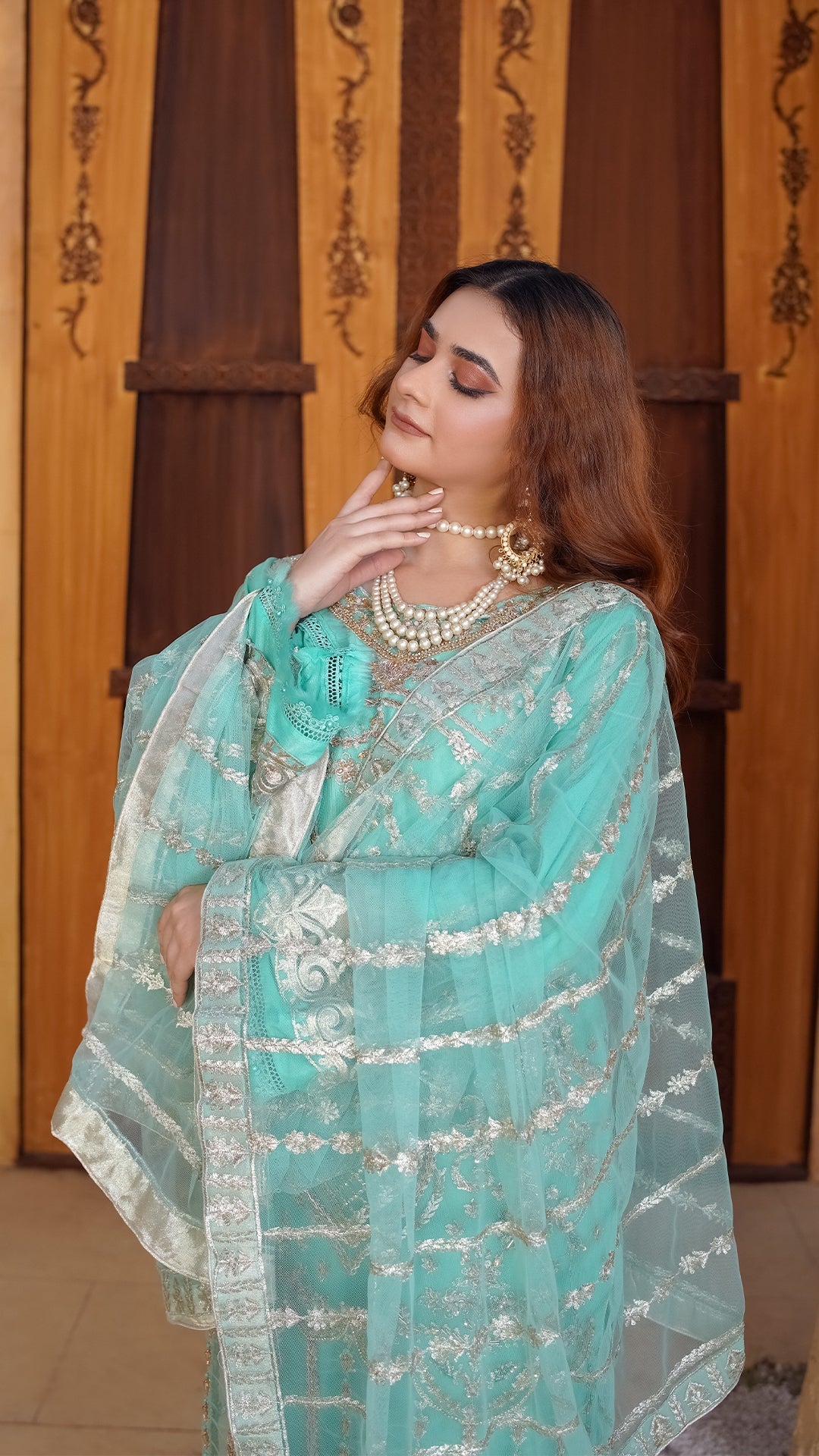 Crystal-Embellished Auraganza Outfit with 4-Sided Net Dupatta